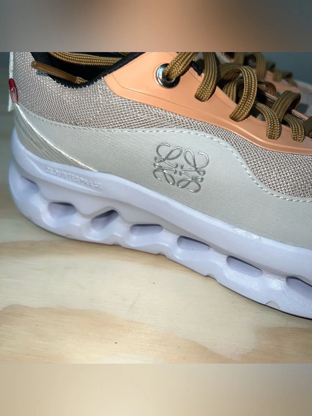 Loewe x On Cloudtilt 2 Sneakers Shoes Size Womens US 5.5 Tan White Gum